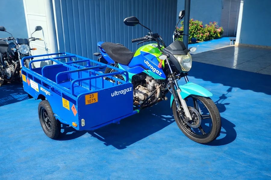 Entrega de gás de moto pela Mosko Gás em Campo Grande MS